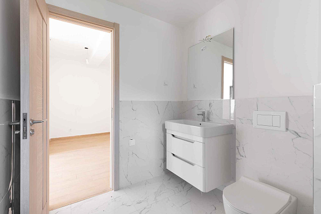Apartment in Rafailovići mit einer Gesamtfläche von 127 m² plus einer Terrasse von 13 m² — photo 17